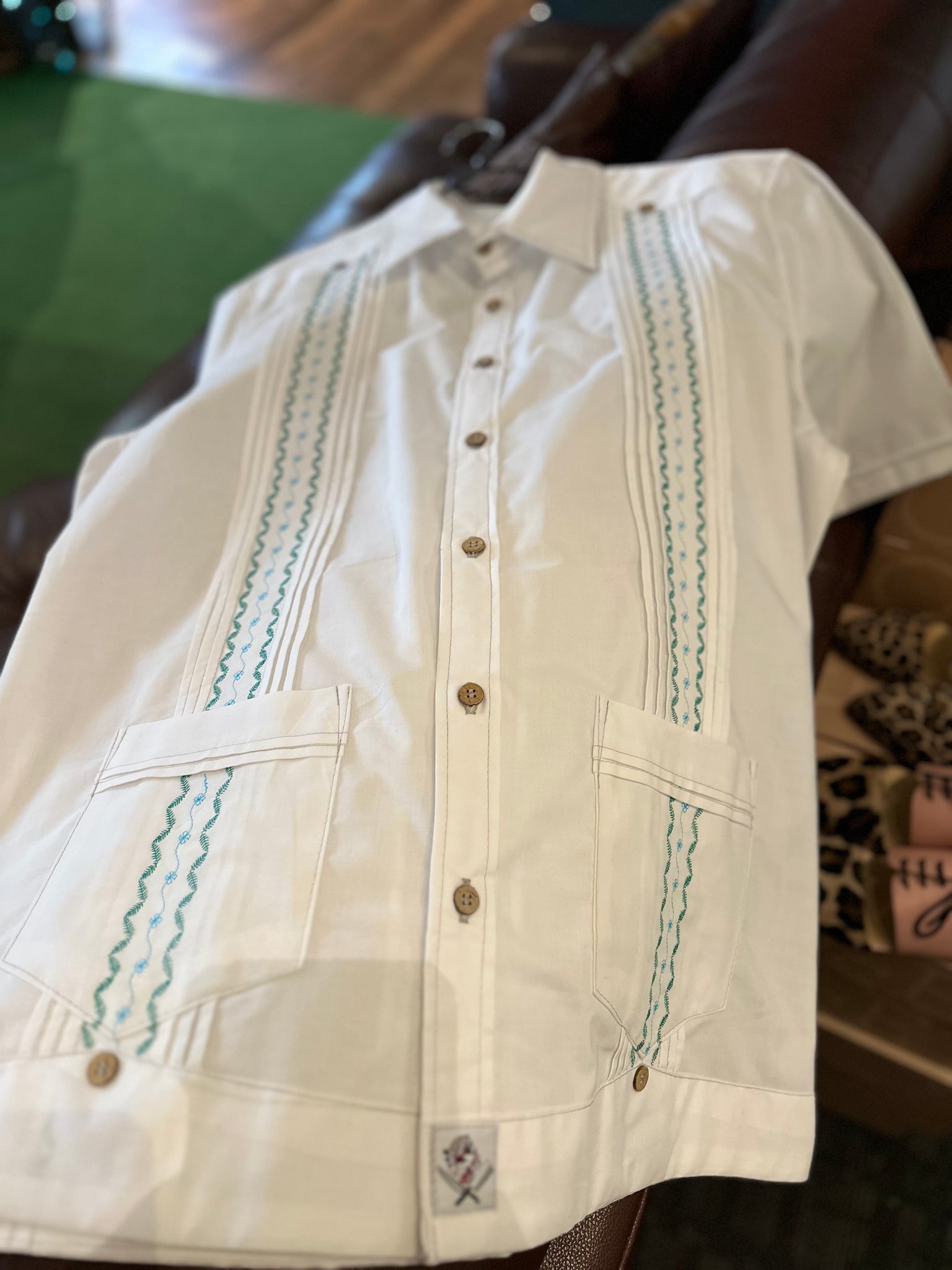 “El Jefes #1 sicario” guayabera