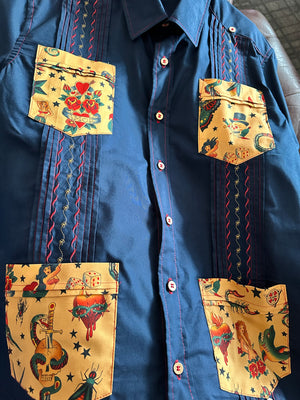 Old school tattoo guayabera