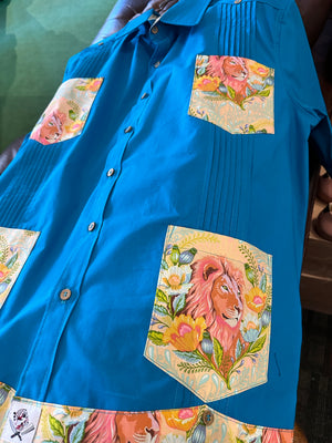 Light blue Leon guayabera