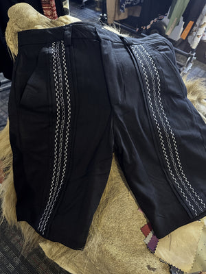 Guayabera linen shorts