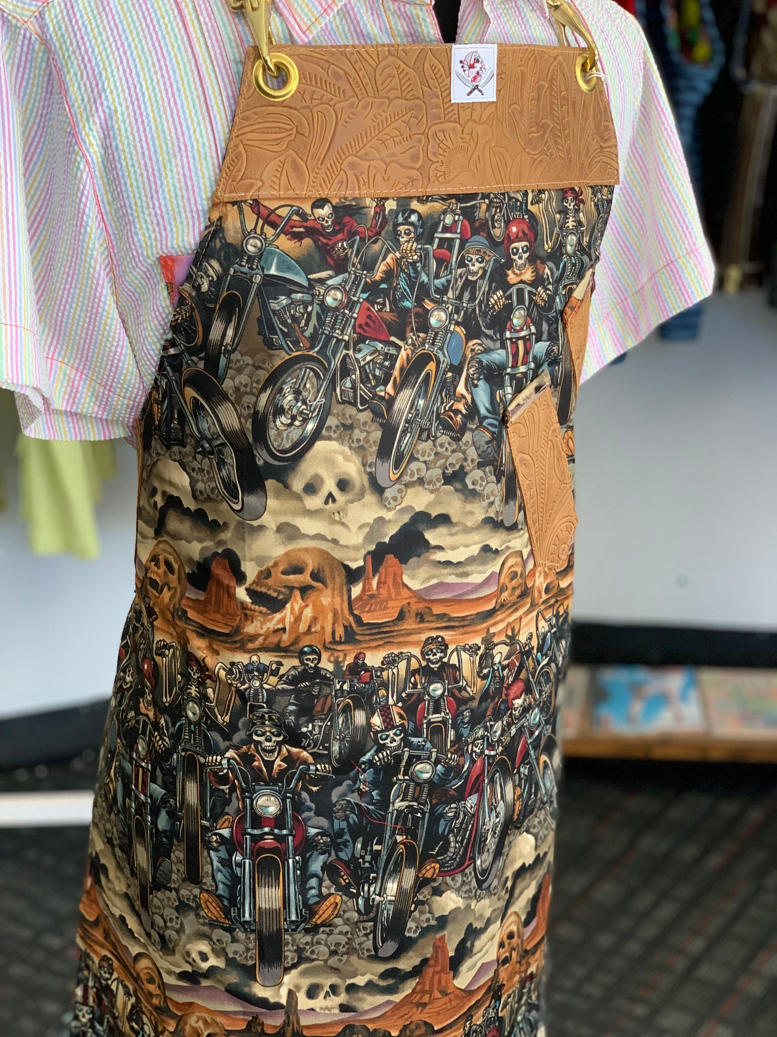 Riders on the storm reversible apron