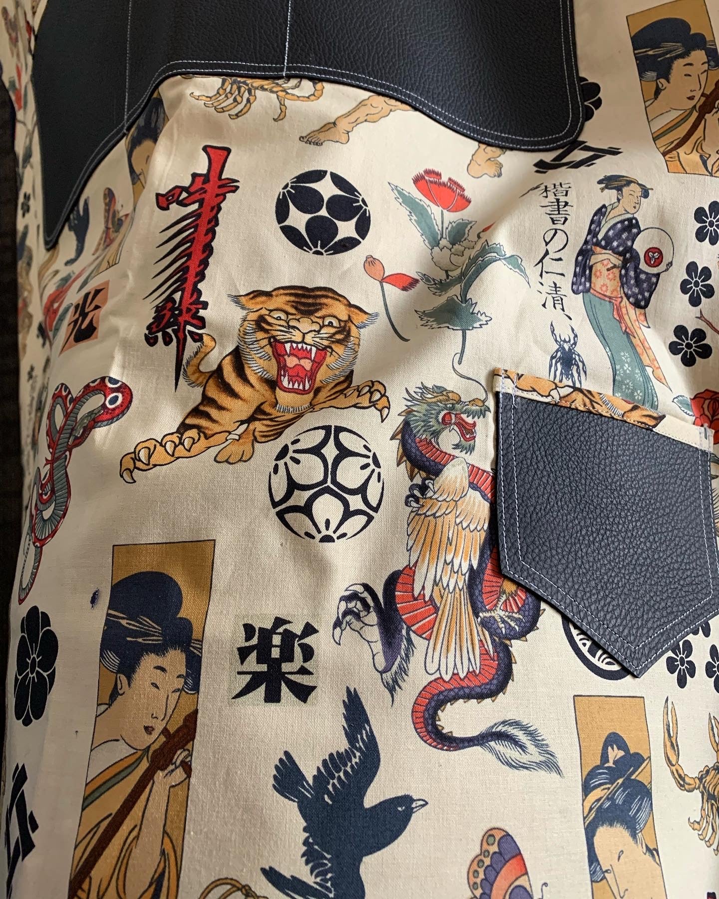 "Geisha Life" apron